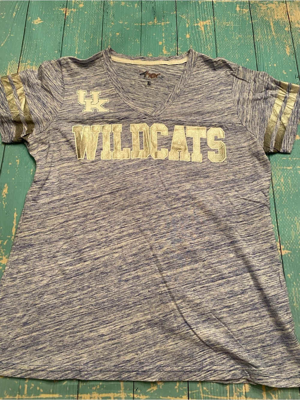 University of Kentucky Wildcats V-Neck Top in Heather Blue